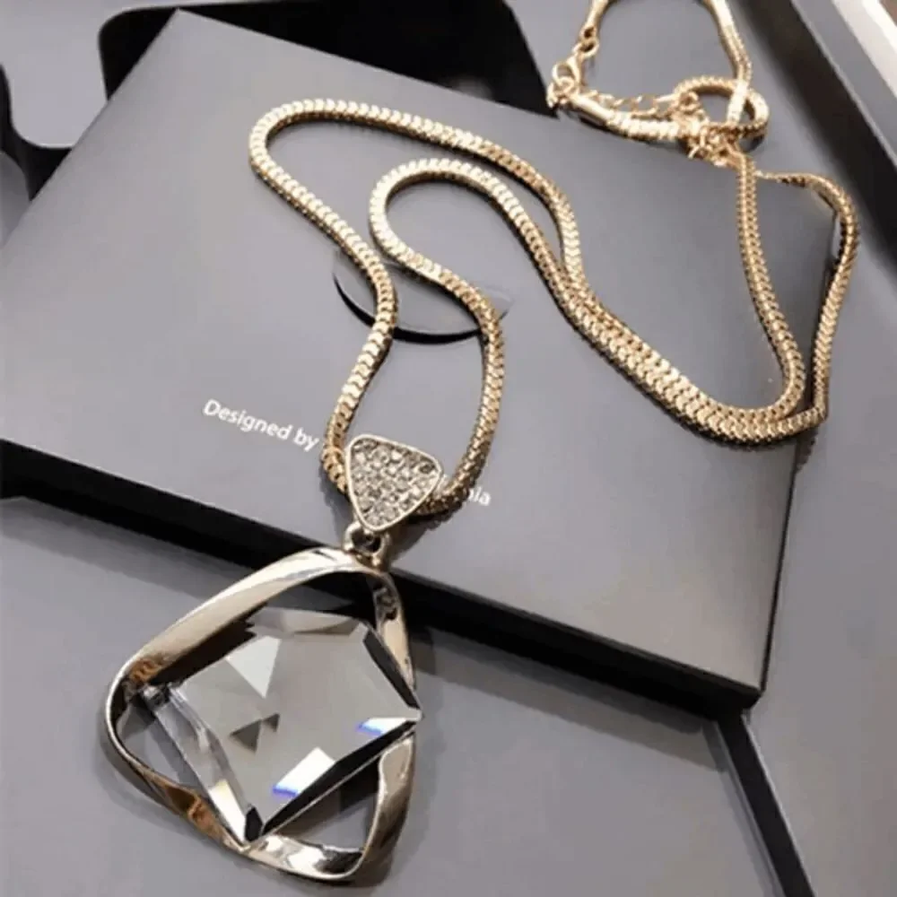 Crystal Diamond Gold Sweater Geometric Pendant Necklace